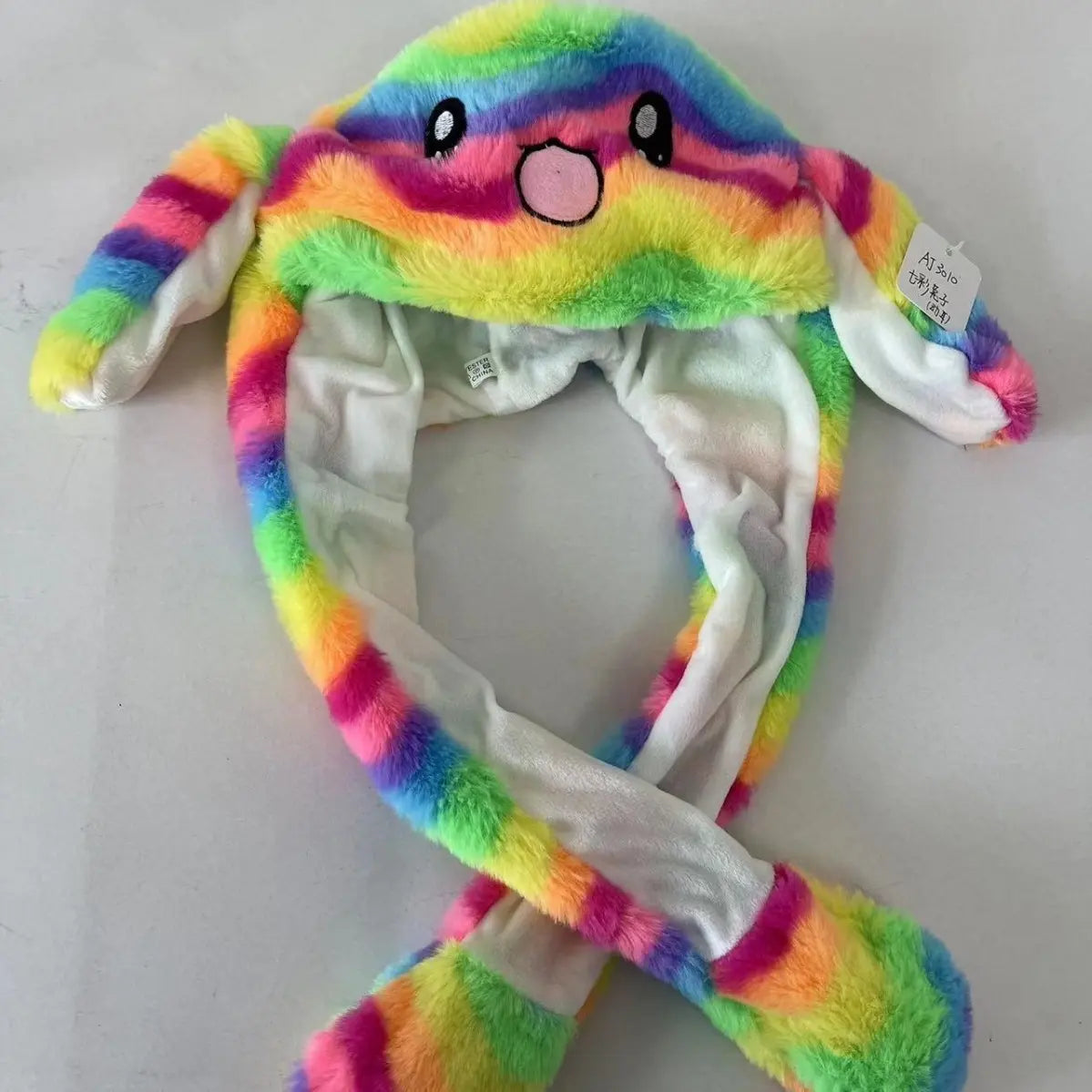 Cartoon Warm Hat with Moving Ears